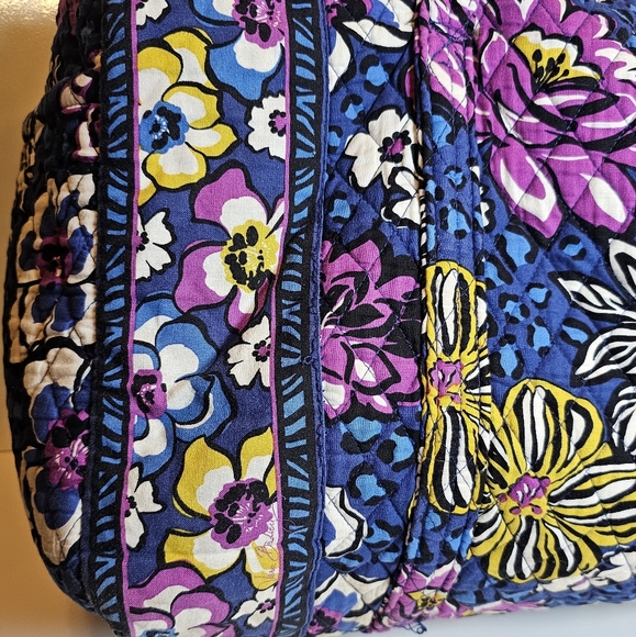 Vera Bradley Women's Large Duffel Heather Duffel Bag - Picture 12 of 14